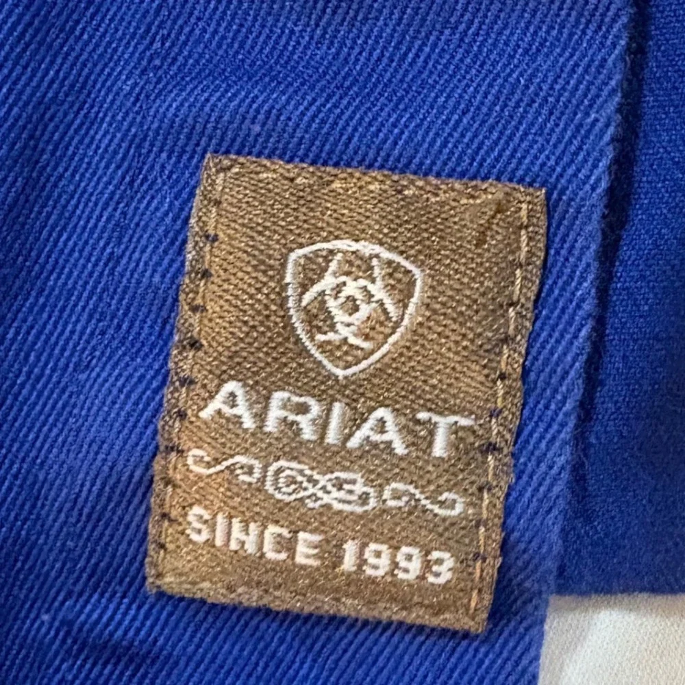 Ariat Boys Royal Blue Long Sleeve Western Logo Button Down Shirt Size L 14-16